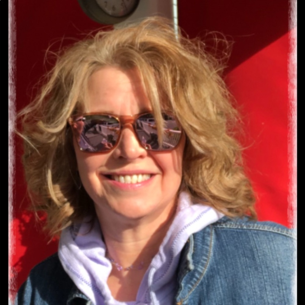 Meet your Posher, Gail